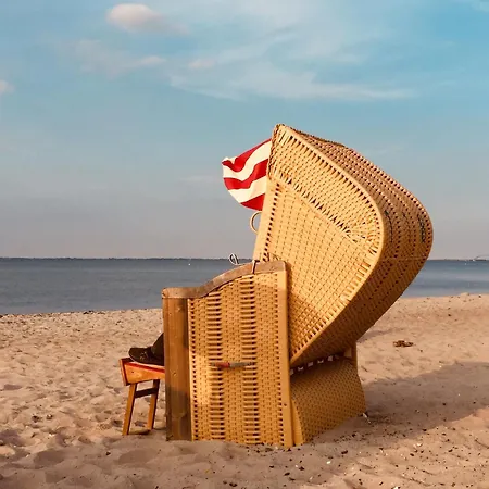 Holiday home Ostsee - Reetdachhaus Nr 8 