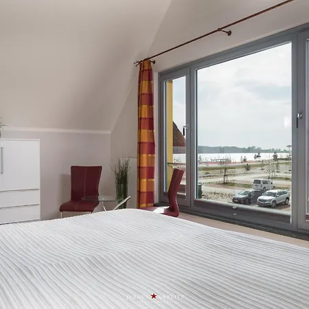 Ostsee - Reetdachhaus Nr 8 