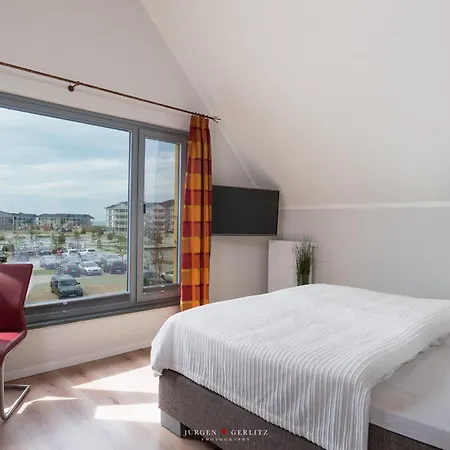 Ostsee - Reetdachhaus Nr 8 